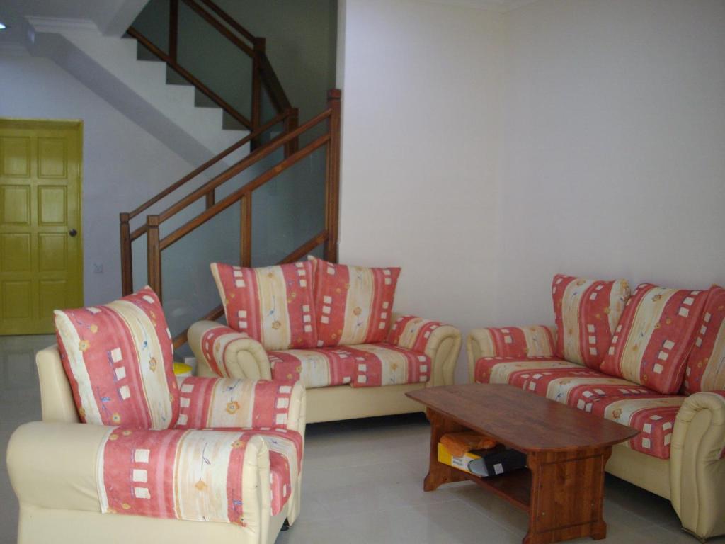 Greenleaf Angsana Homestay Jerantut Εξωτερικό φωτογραφία
